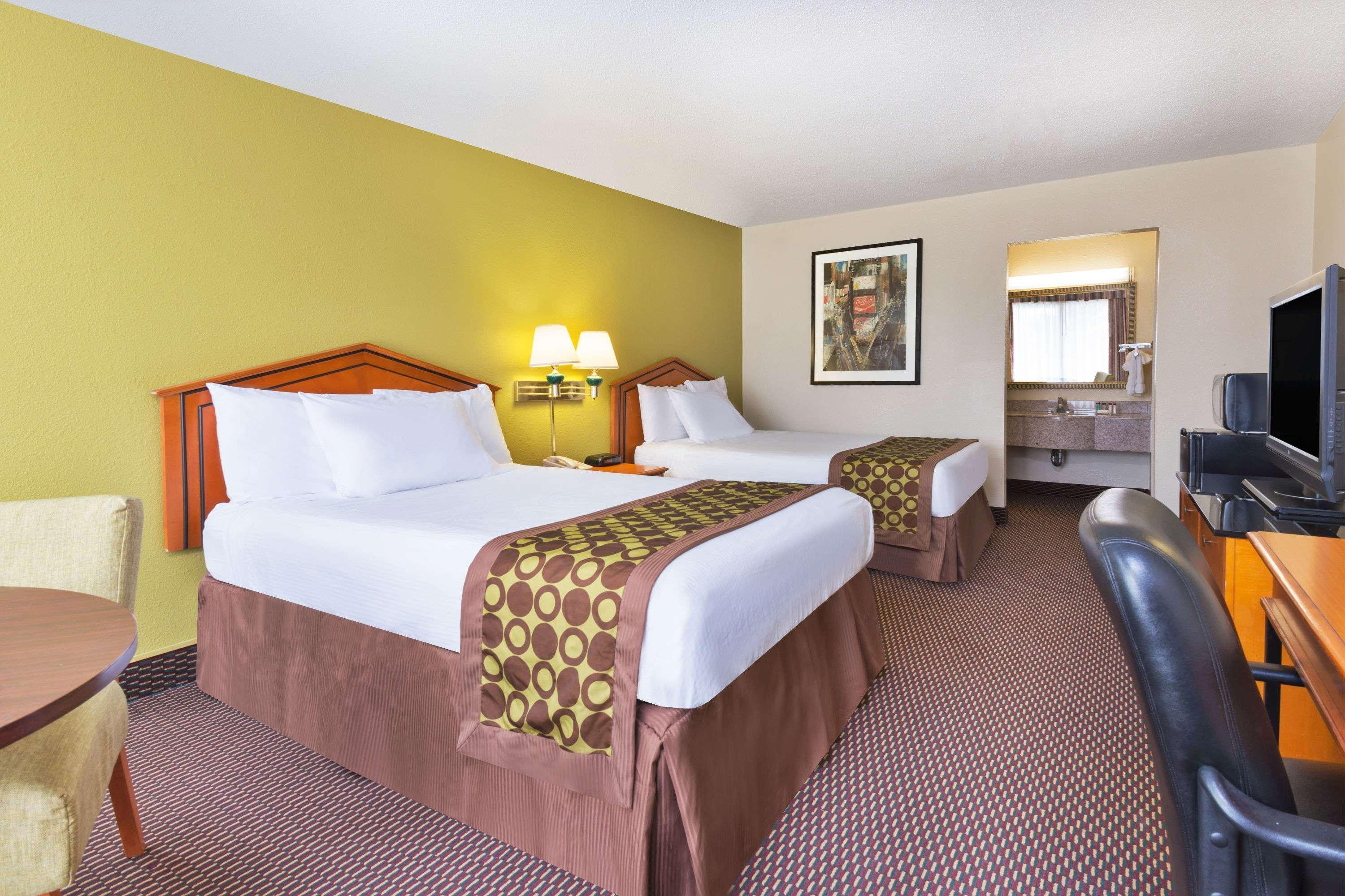 Ramada By Wyndham Pikesville/Baltimore North Eksteriør billede