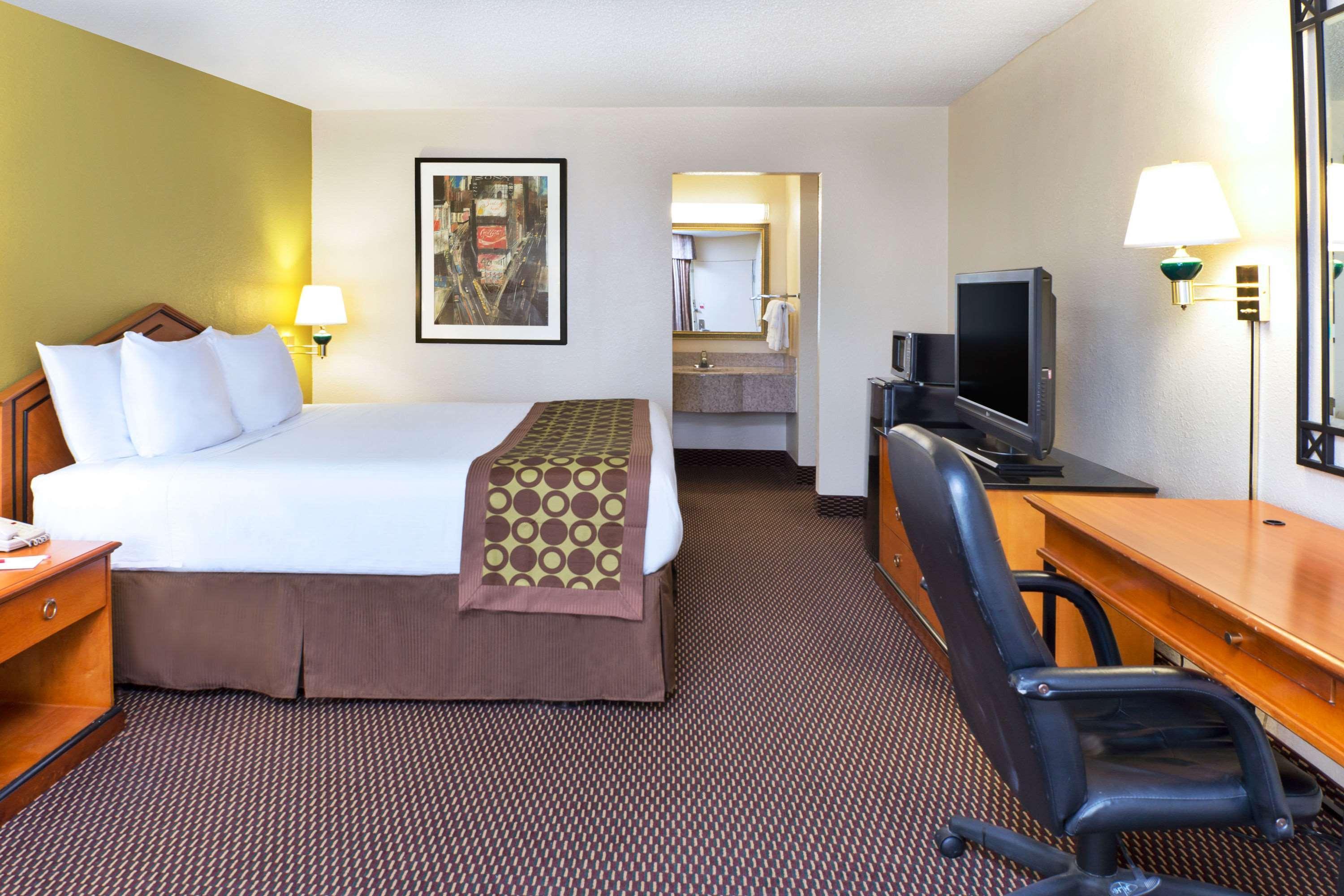Ramada By Wyndham Pikesville/Baltimore North Eksteriør billede